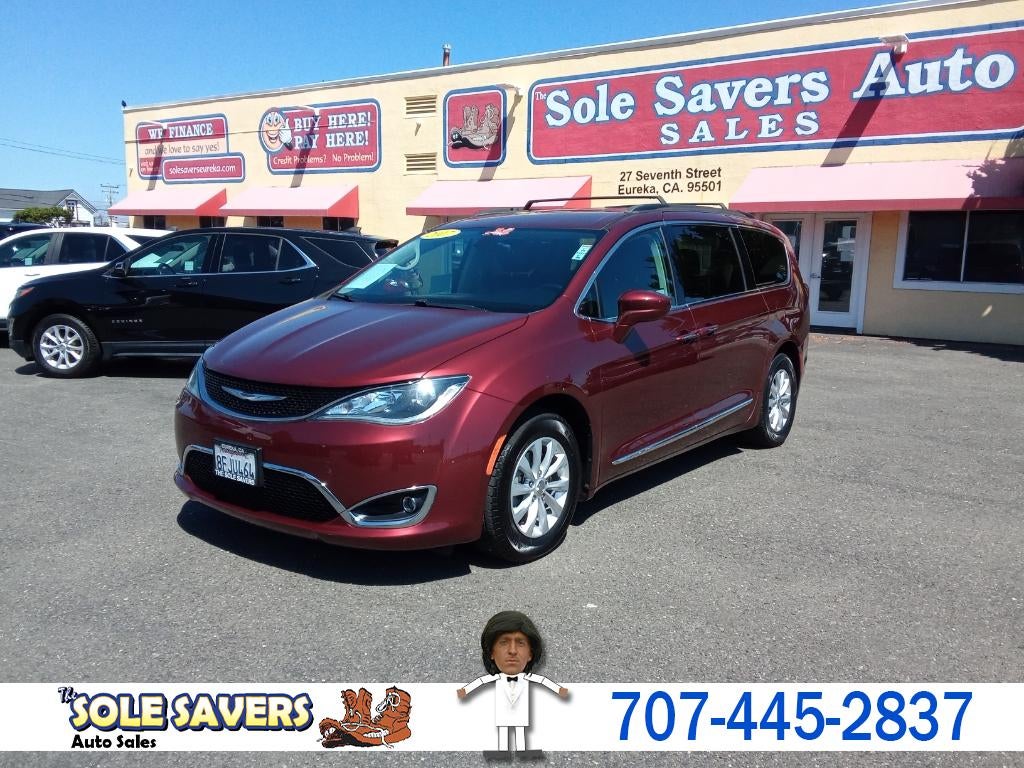 2017 Chrysler Pacifica Touring L in Other — front three-quarter view