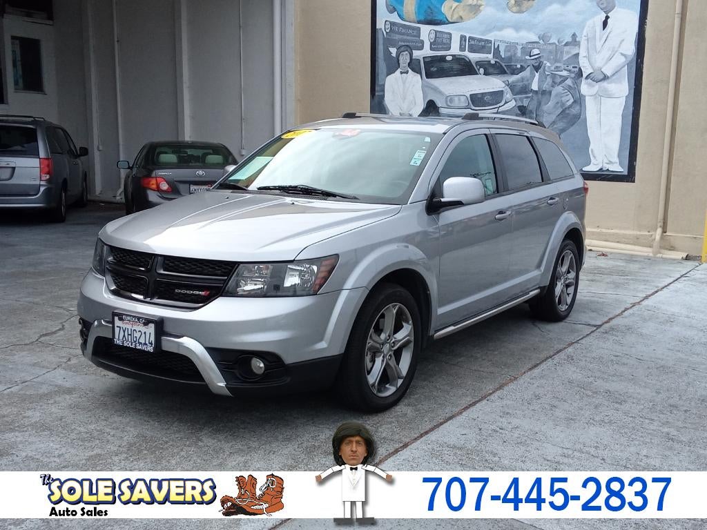 2017 Dodge Journey Crossroad in Gray — front three-quarter view